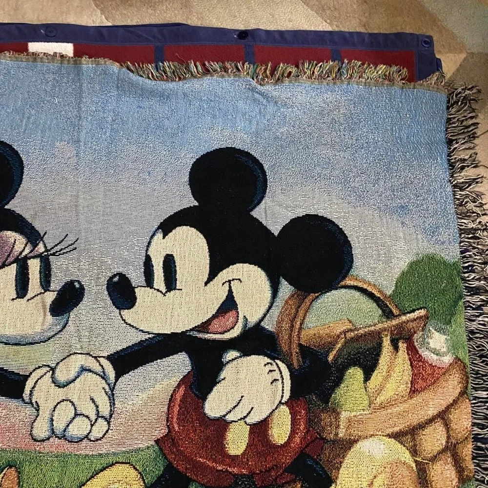 Walt Disney World Mickey Mouse Minnie Tapestry Woven Throw Blanket 60